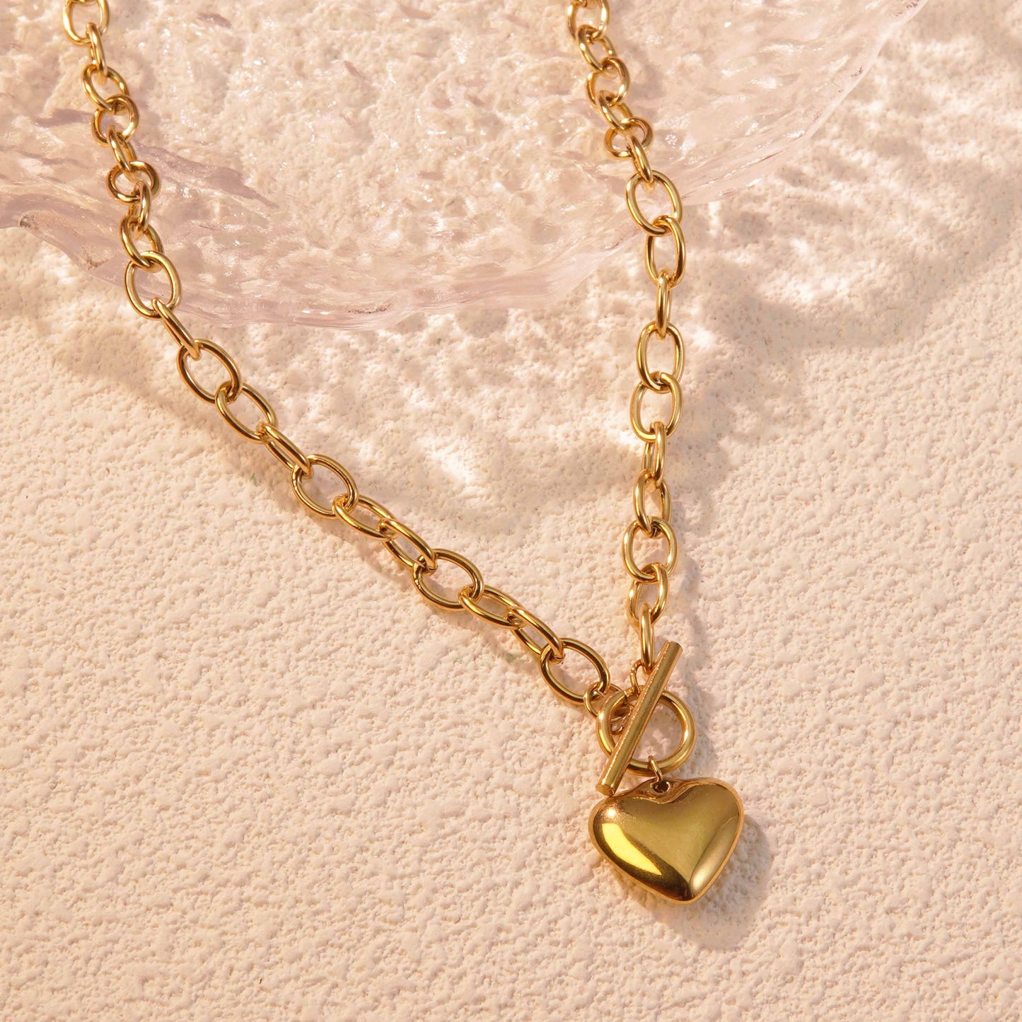 Retro Heart Pendant Necklace