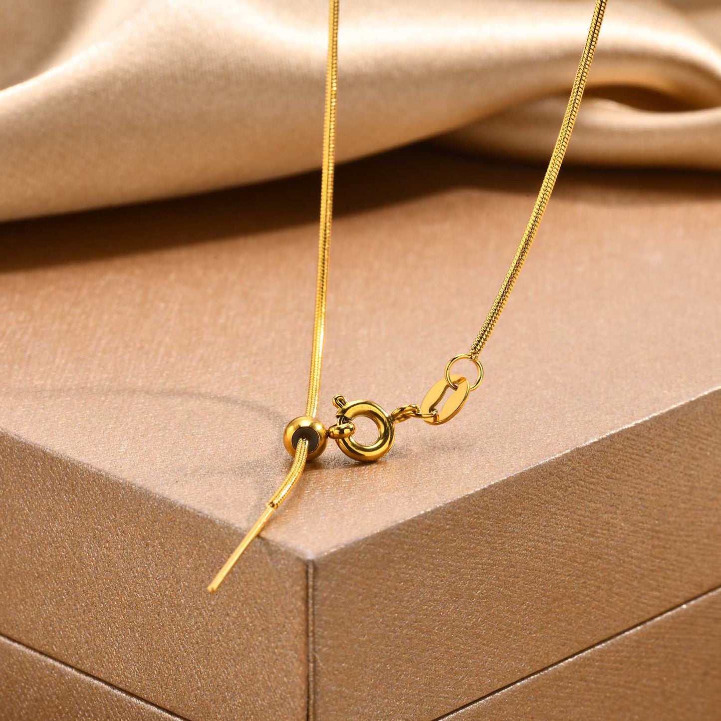 Elegant 18K Gold Plated Pendant Necklace