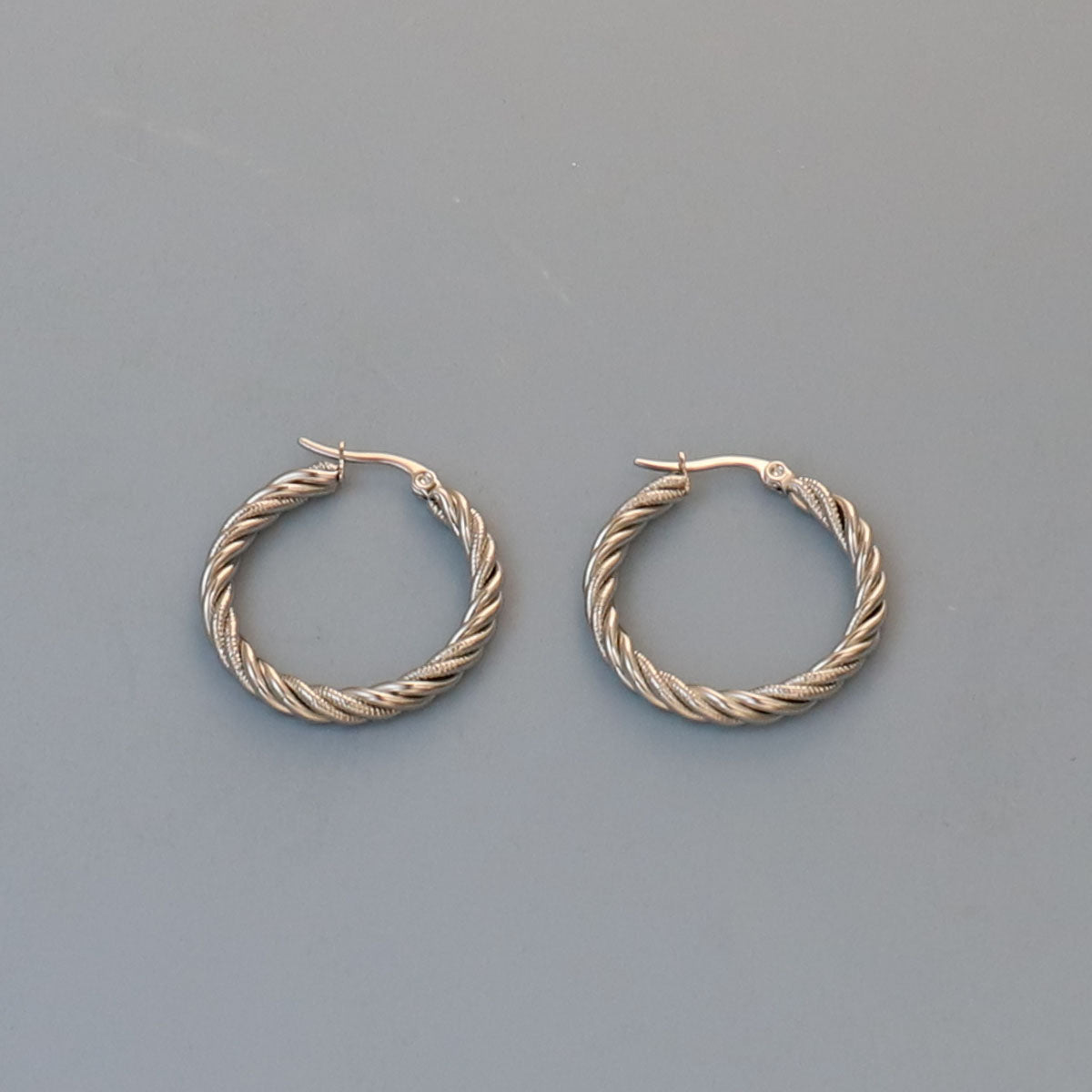 Classic Style Commute Round 18K Gold Plated Earrings